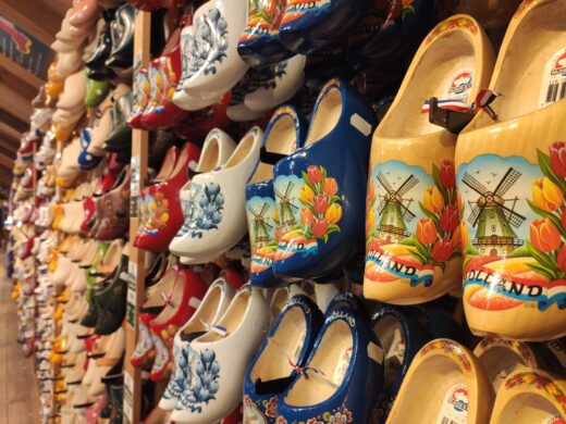 10 Best souvenirs from Amsterdam